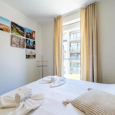 Cozy 2-room In The Center Of *